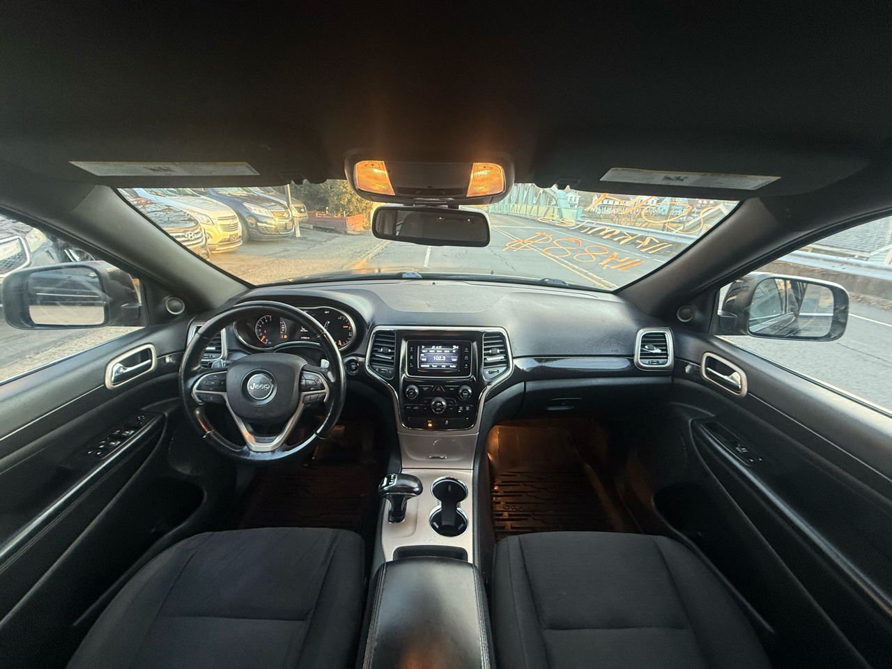 Jeep Grand Cherokee 4WD 4dr Laredo 2014