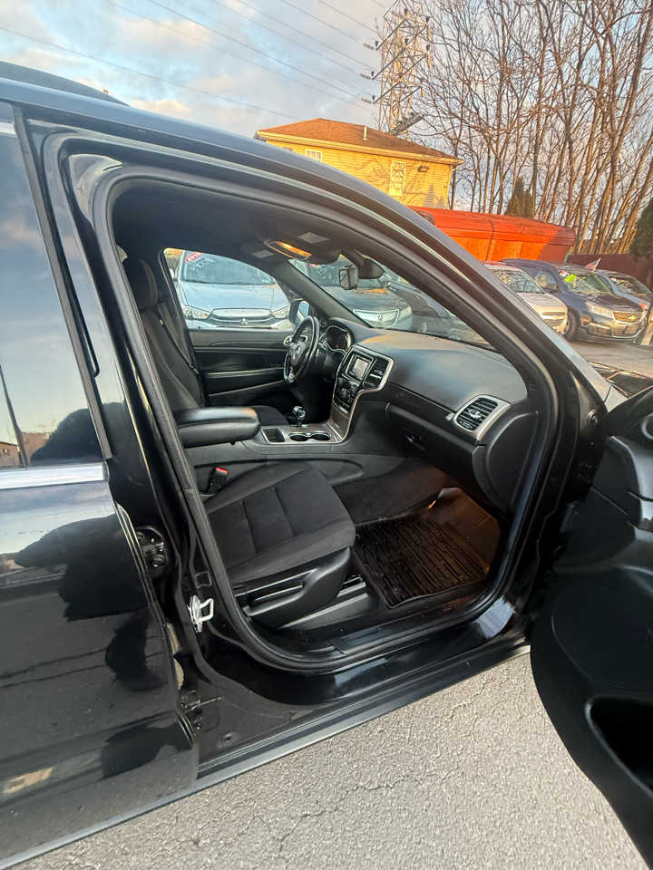 Jeep Grand Cherokee 4WD 4dr Laredo 2014