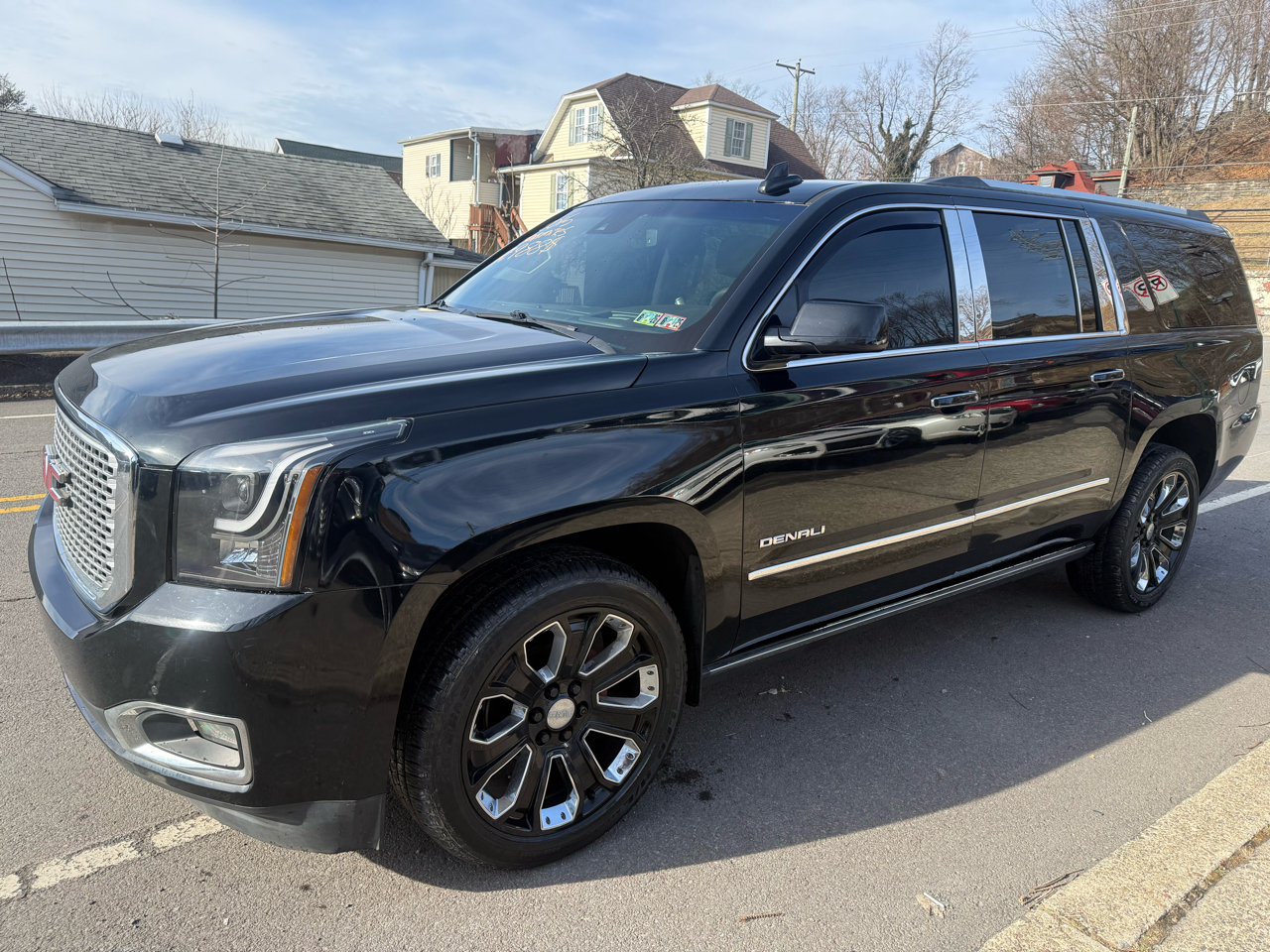GMC Yukon XL 4WD 4dr Denali 2015