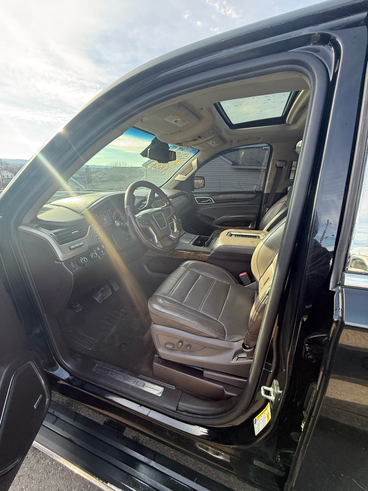 GMC Yukon XL 4WD 4dr Denali 2015