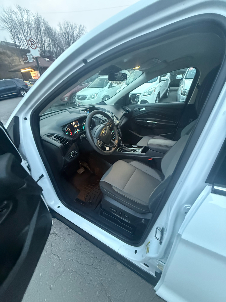 Ford Escape SE 4WD 2017