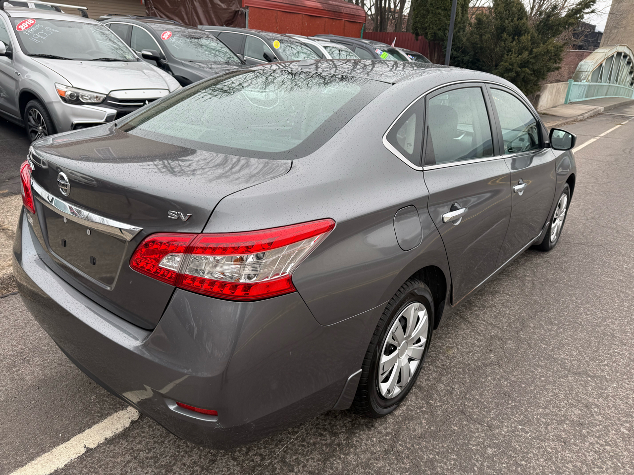 Nissan Sentra 4dr Sdn I4 CVT SV 2015