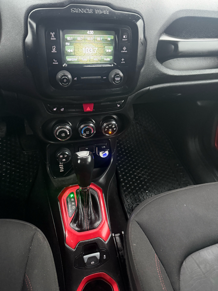 Jeep Renegade 4WD 4dr Trailhawk 2016