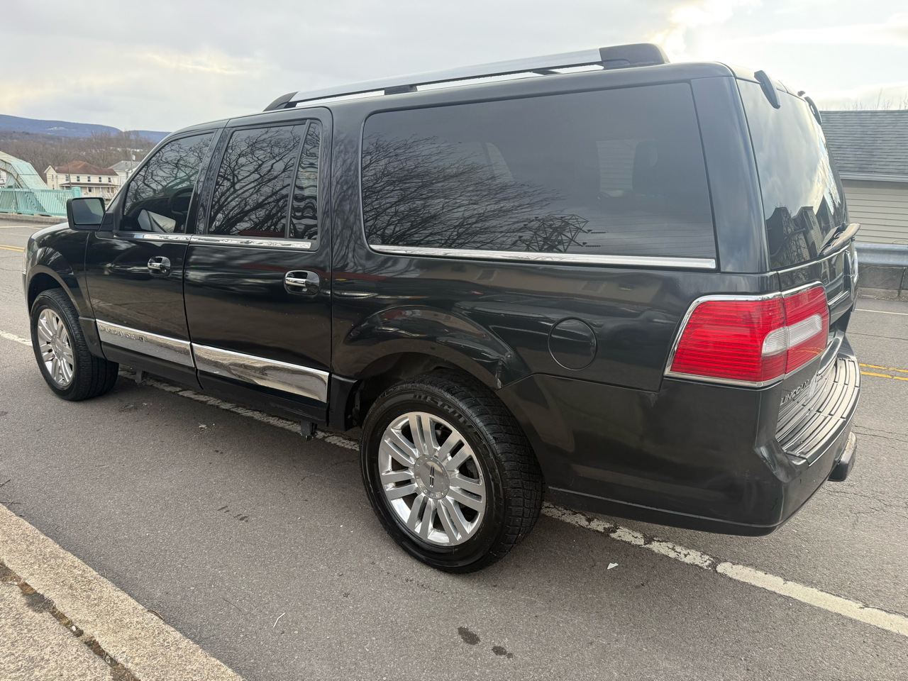 Lincoln Navigator L 4WD 4dr 2012