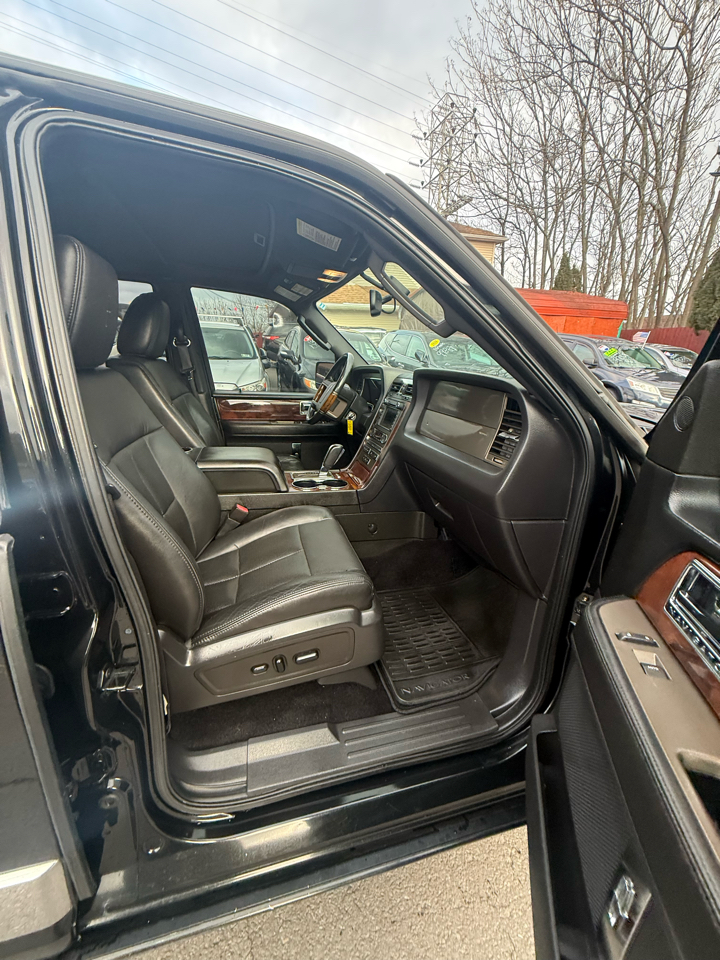Lincoln Navigator L 4WD 4dr 2012
