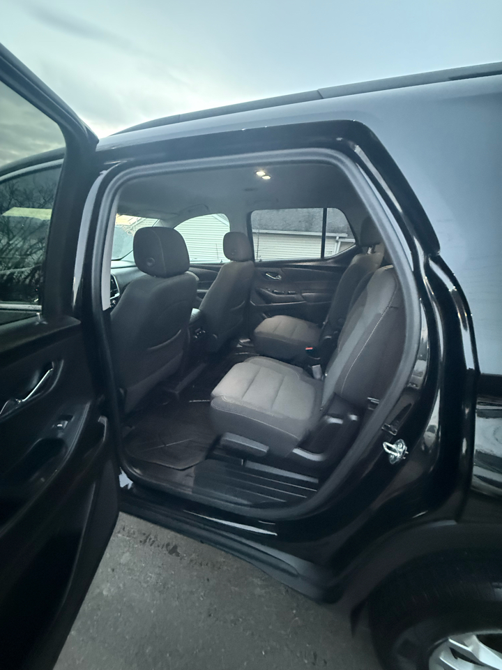 Chevrolet Traverse AWD 4dr LT Cloth w/1LT 2021