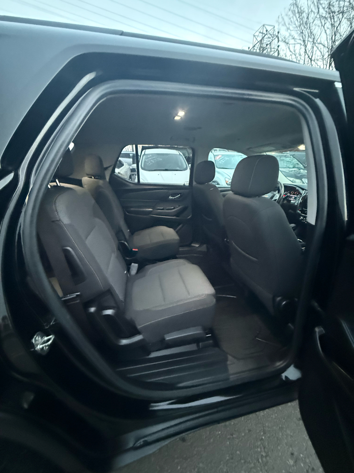 Chevrolet Traverse AWD 4dr LT Cloth w/1LT 2021