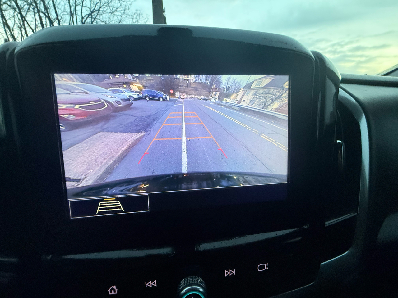 Chevrolet Traverse AWD 4dr LT Cloth w/1LT 2021