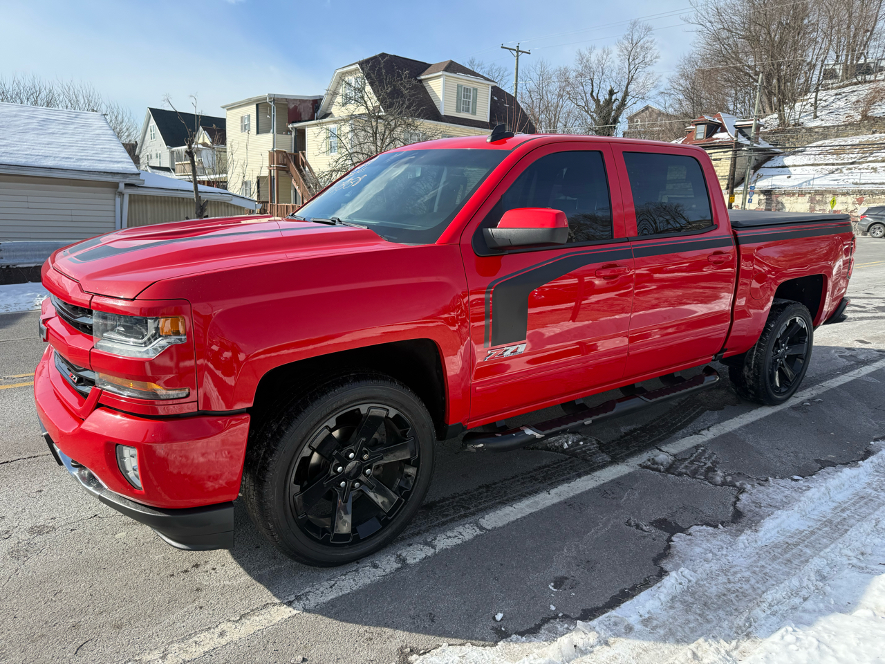 Chevrolet Silverado 1500 4WD Crew Cab 143.5" LT w/2LT 2017