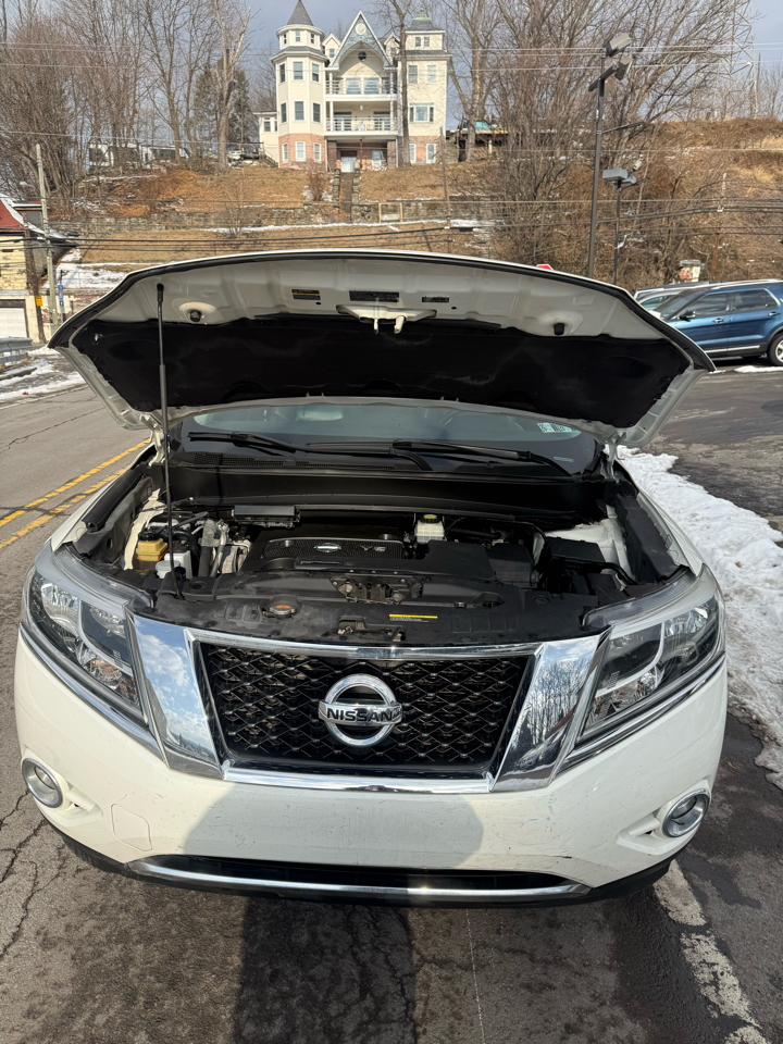 Nissan Pathfinder 4WD 4dr SL 2014