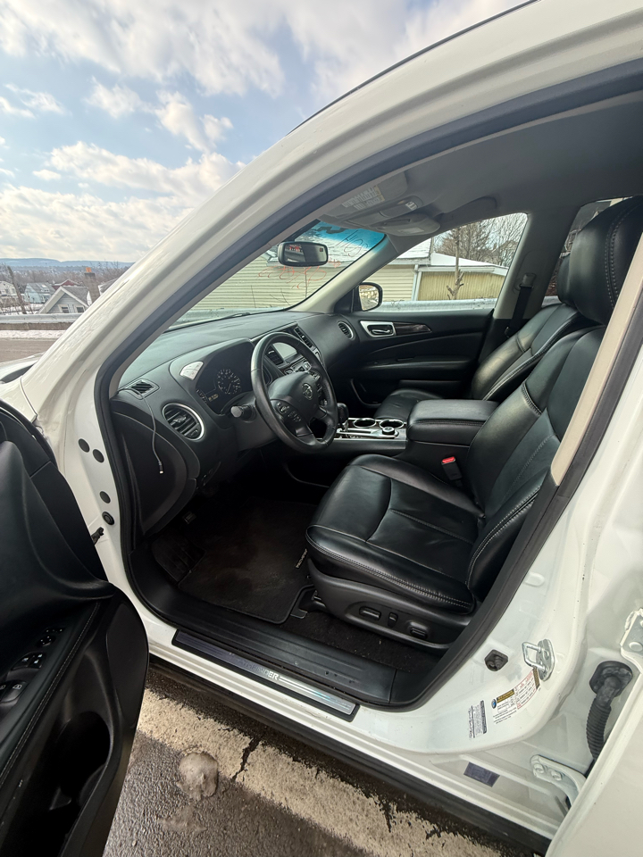 Nissan Pathfinder 4WD 4dr SL 2014