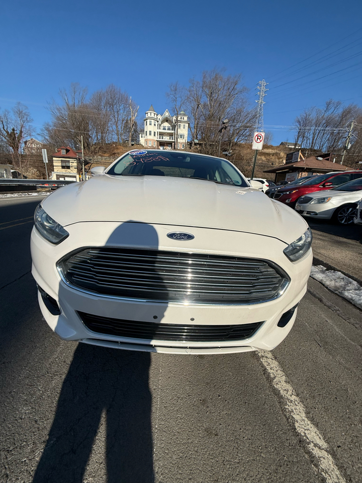 Ford Fusion 4dr Sdn Titanium Hybrid FWD 2013
