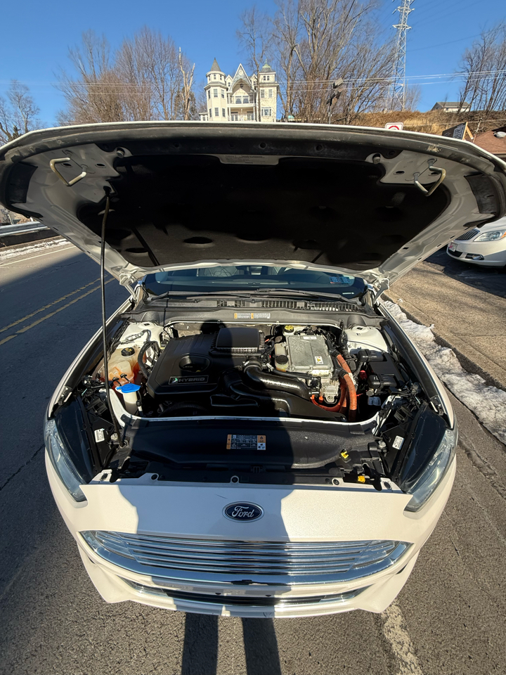 Ford Fusion 4dr Sdn Titanium Hybrid FWD 2013