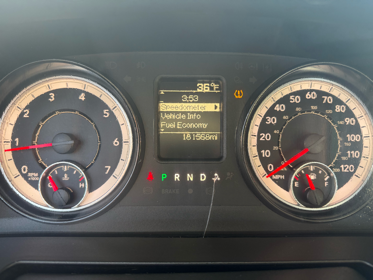 RAM 1500 Express 4x4 Quad Cab 6'4" Box 2017