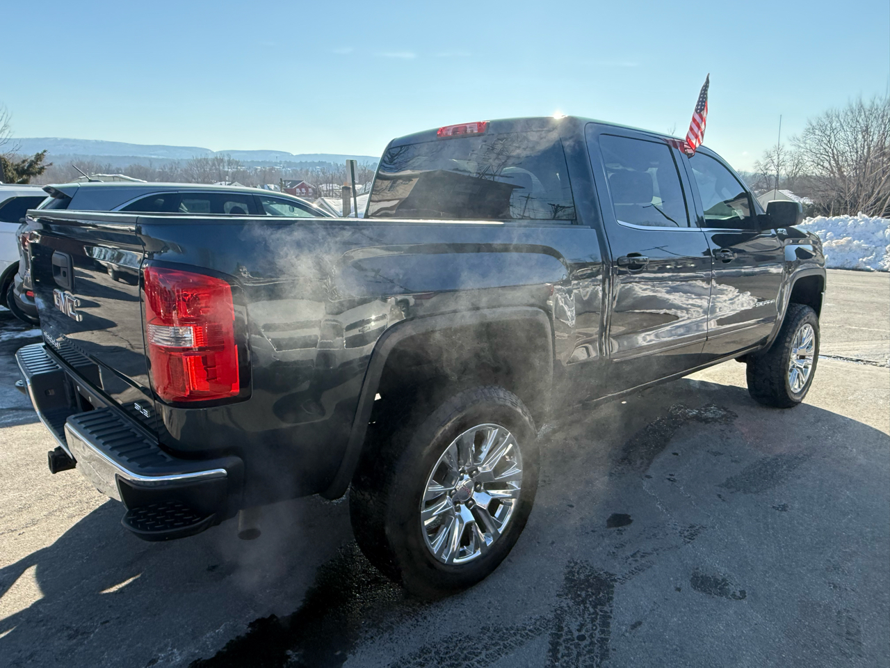 GMC Sierra 1500 4WD Crew Cab 143.5" SLE 2017