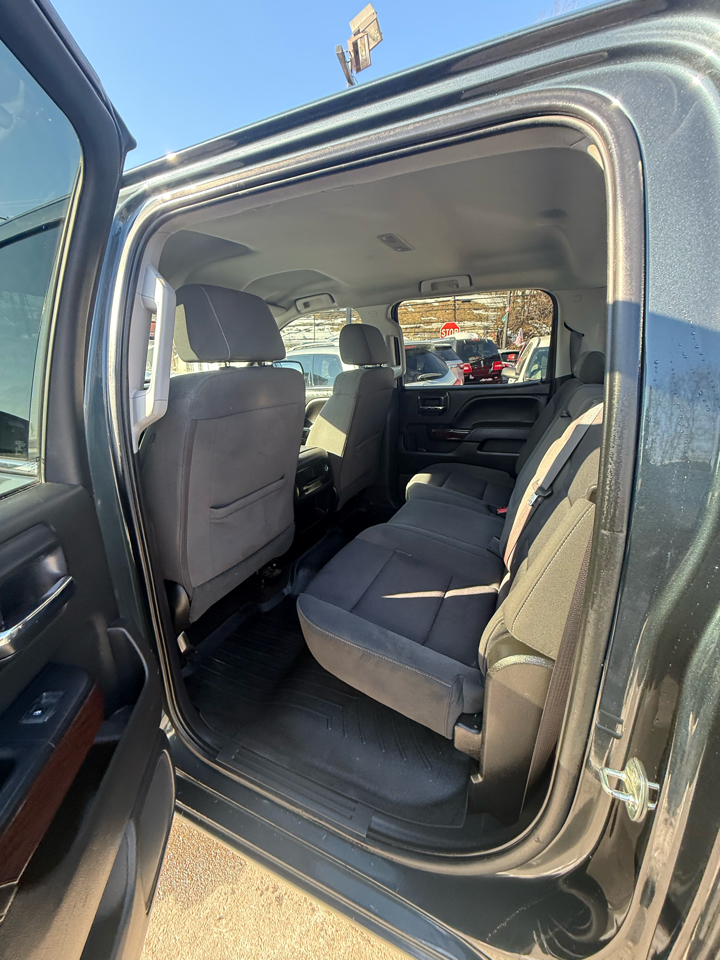 GMC Sierra 1500 4WD Crew Cab 143.5" SLE 2017