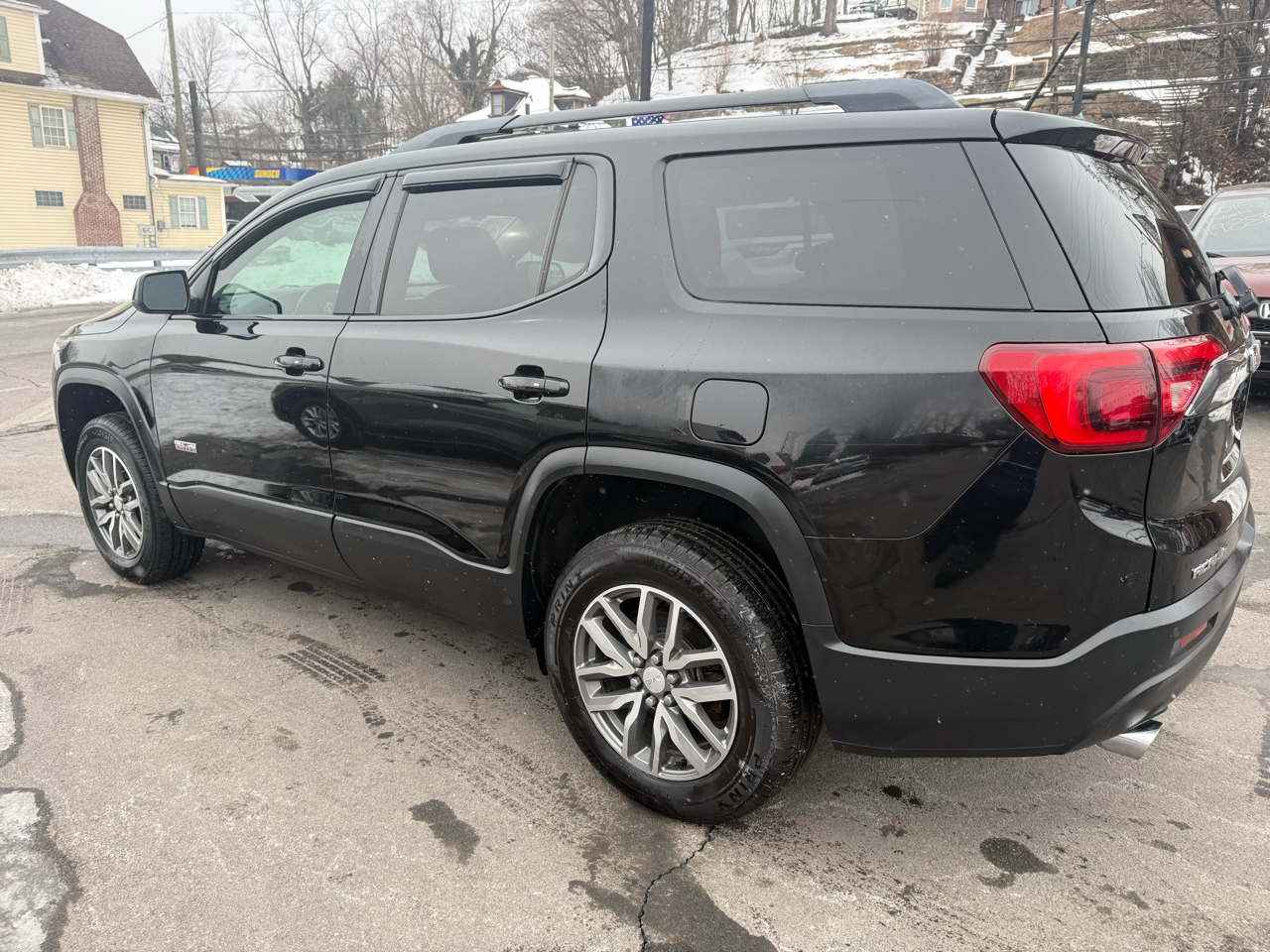GMC Acadia AWD 4dr SLE w/SLE-2 2017