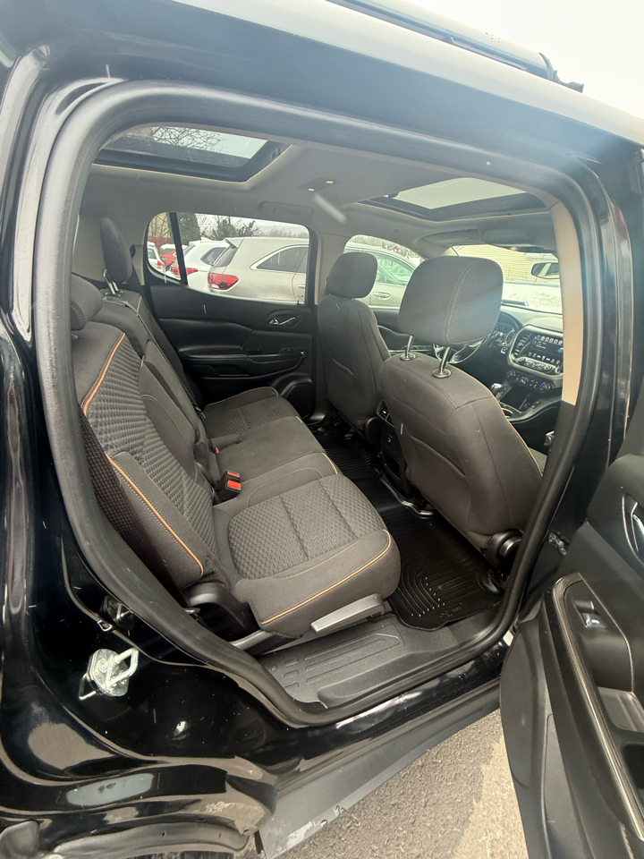 GMC Acadia AWD 4dr SLE w/SLE-2 2017