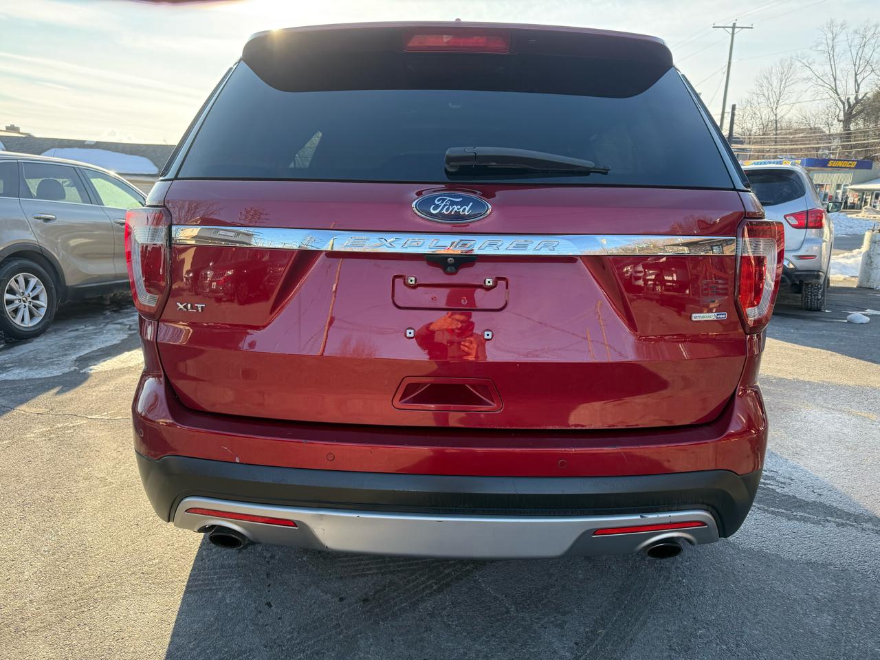 Ford Explorer 4WD 4dr XLT 2016