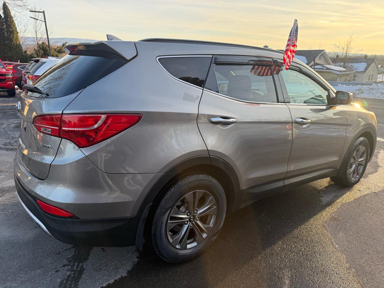 Hyundai Santa Fe FWD 4dr Sport 2013