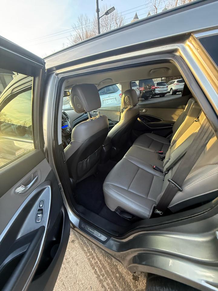 Hyundai Santa Fe FWD 4dr Sport 2013