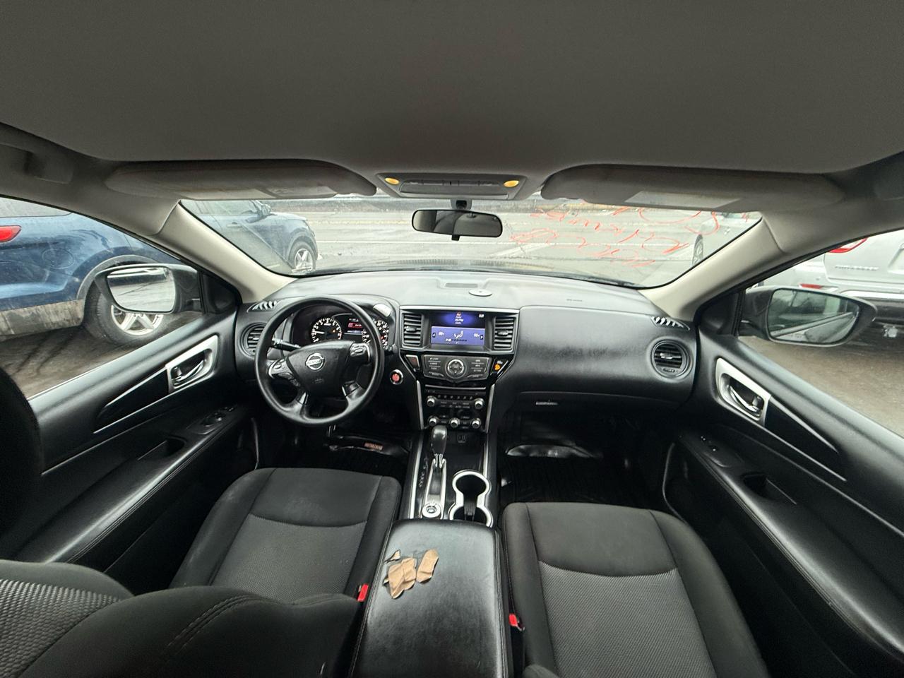 Nissan Pathfinder 4x4 S 2019