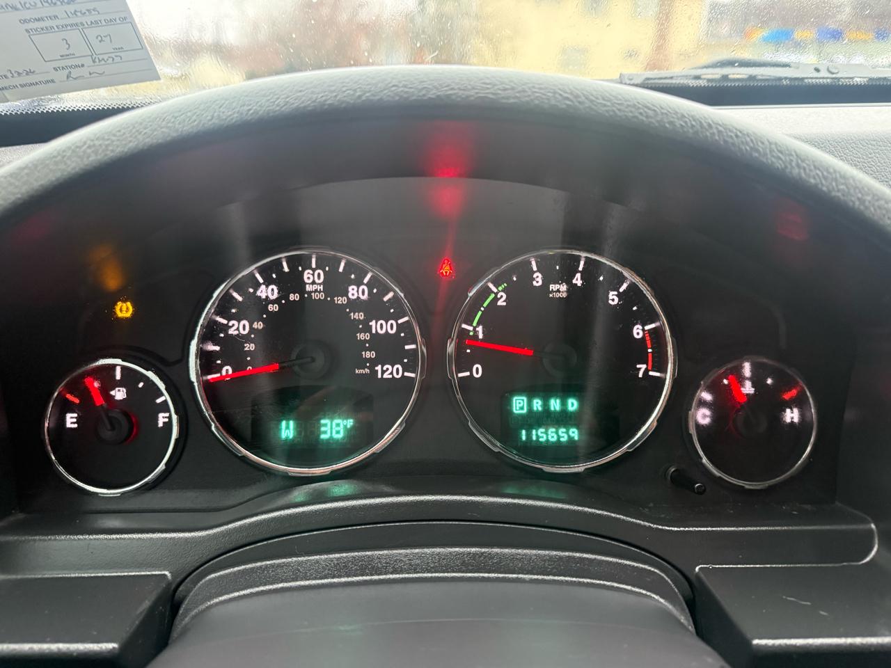 Jeep Liberty 4WD 4dr Sport 2012