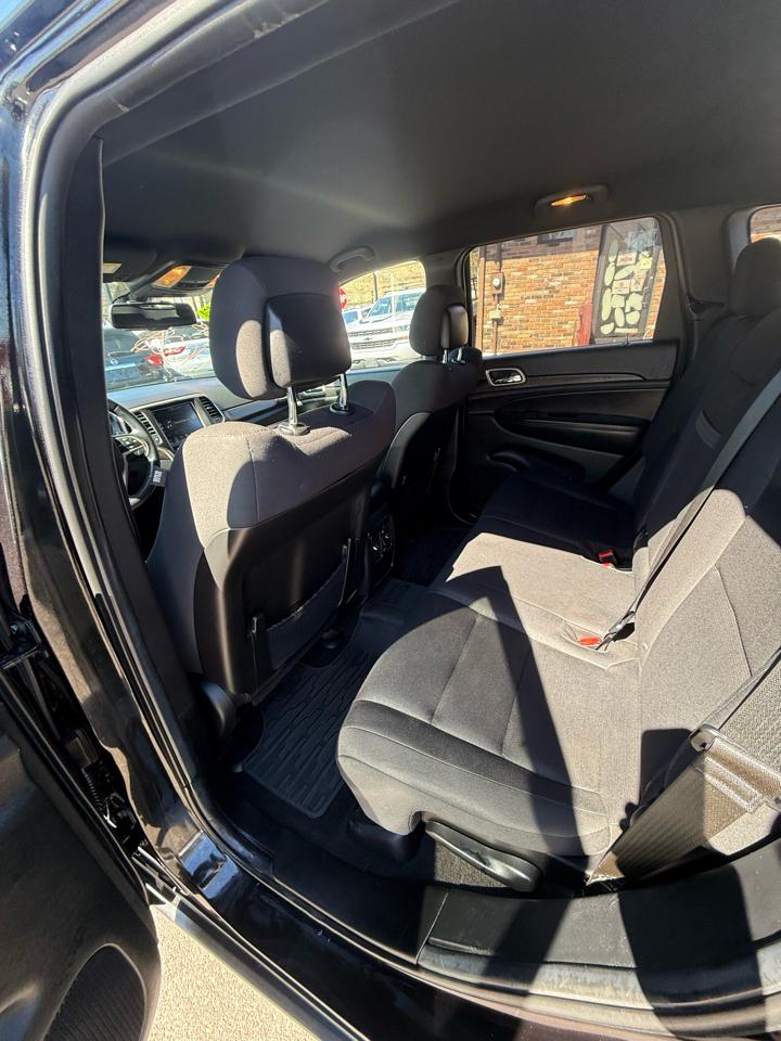 Jeep Grand Cherokee 4WD 4dr Laredo 2014