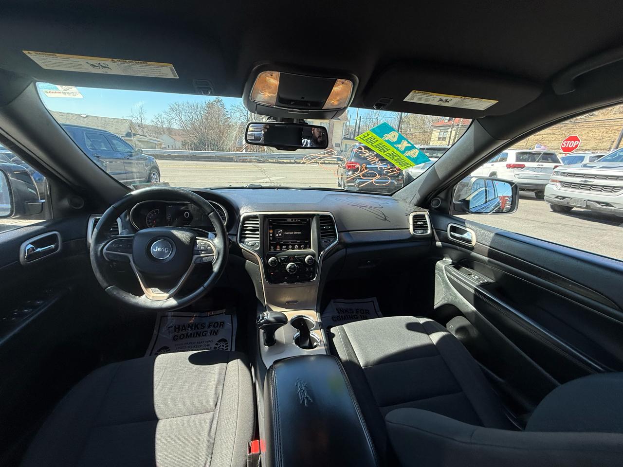 Jeep Grand Cherokee 4WD 4dr Laredo 2014