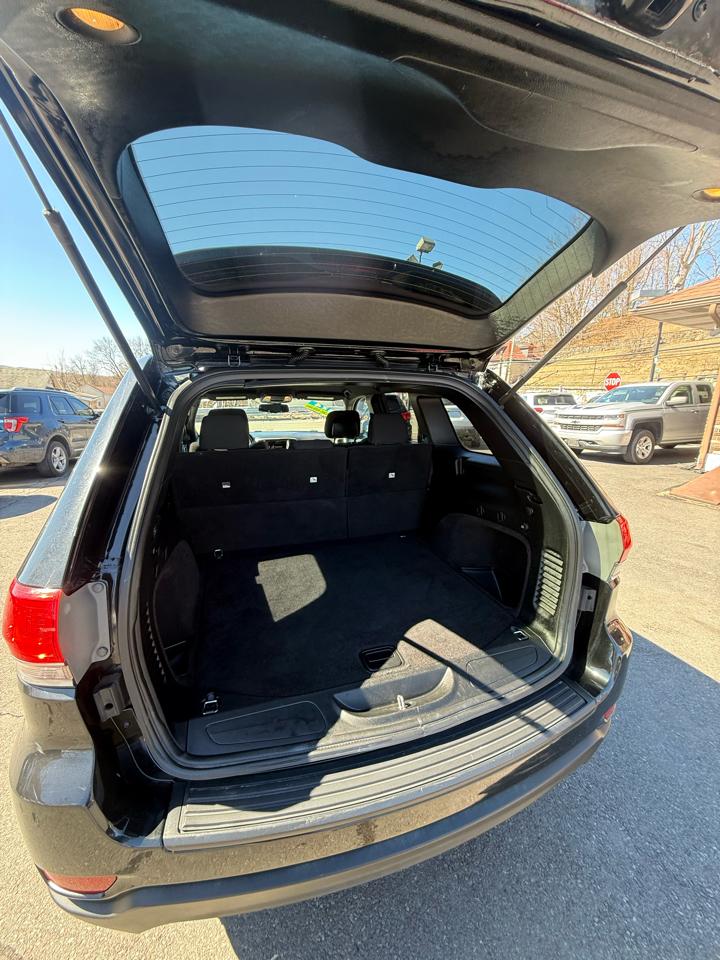 Jeep Grand Cherokee 4WD 4dr Laredo 2014