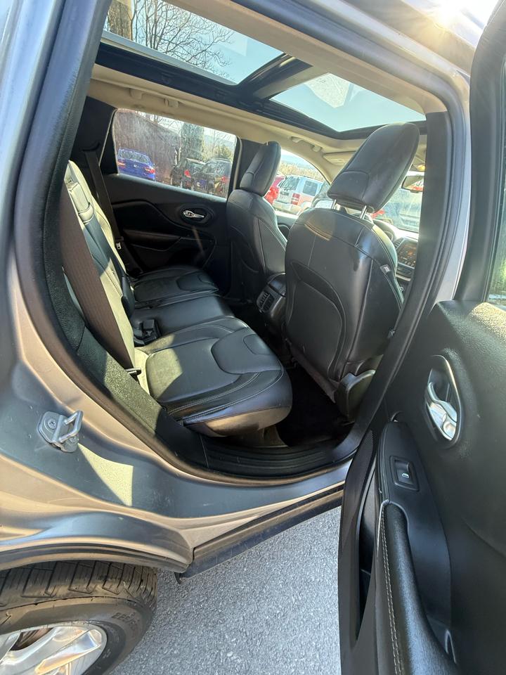 Jeep Cherokee 4WD 4dr Limited 2015