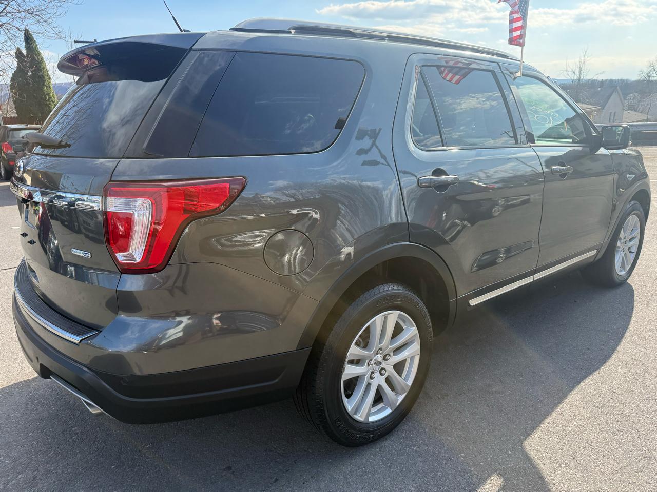 Ford Explorer XLT 4WD 2018