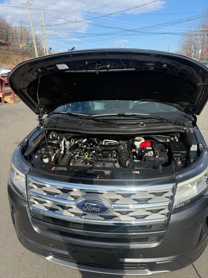 Ford Explorer XLT 4WD 2018