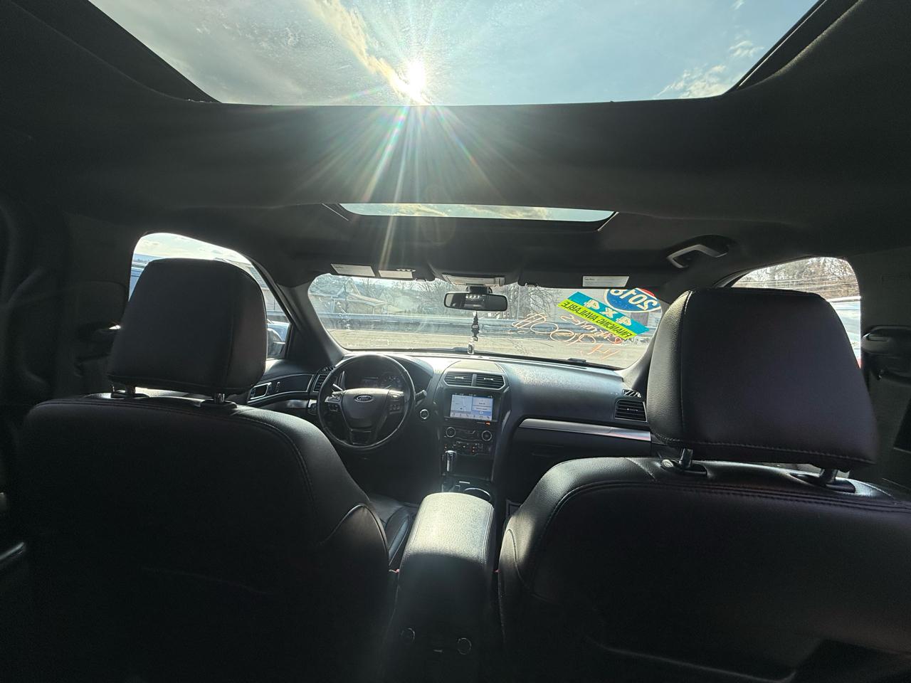 Ford Explorer XLT 4WD 2018