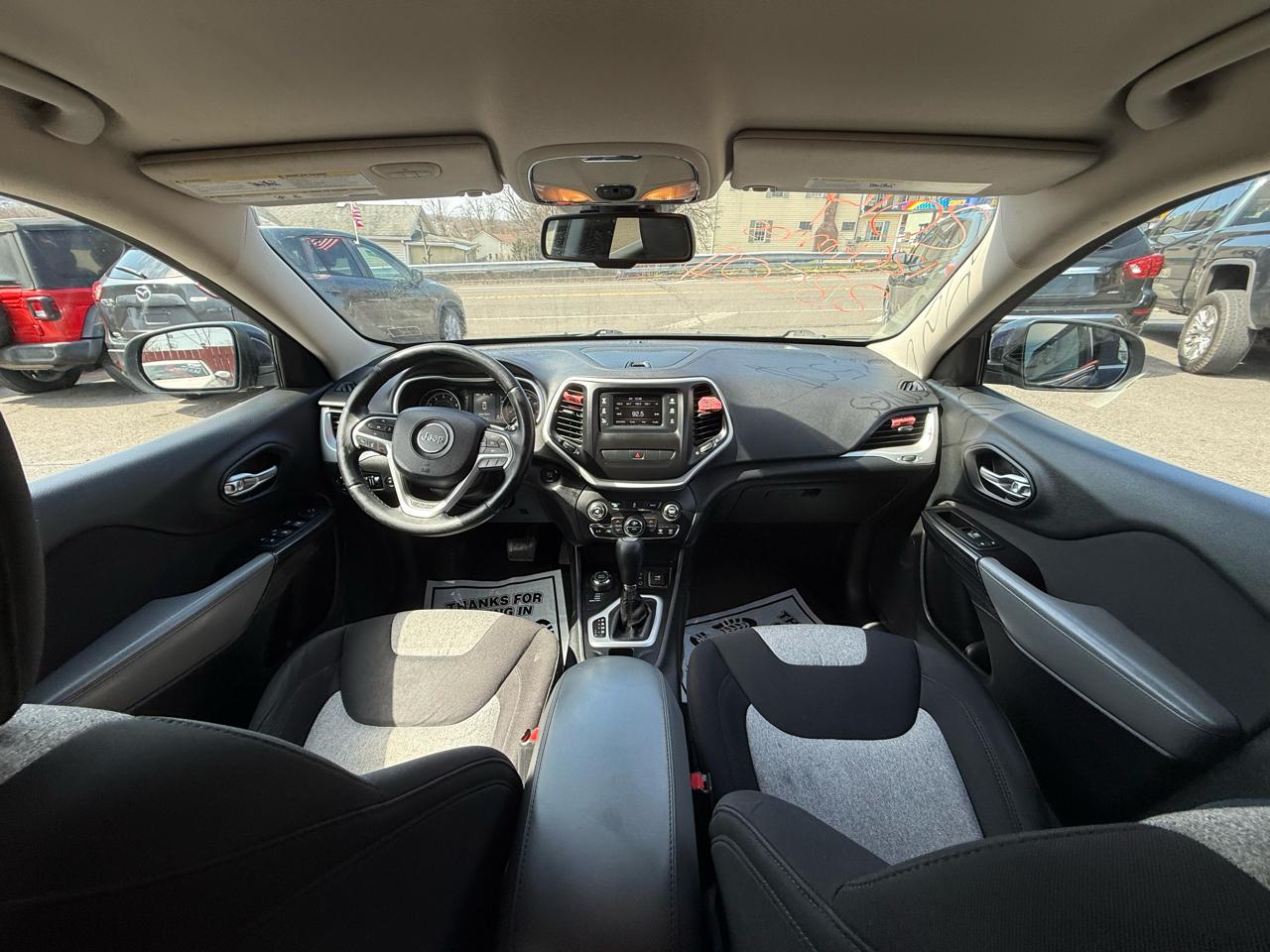 Jeep Cherokee 4WD 4dr Latitude 2014