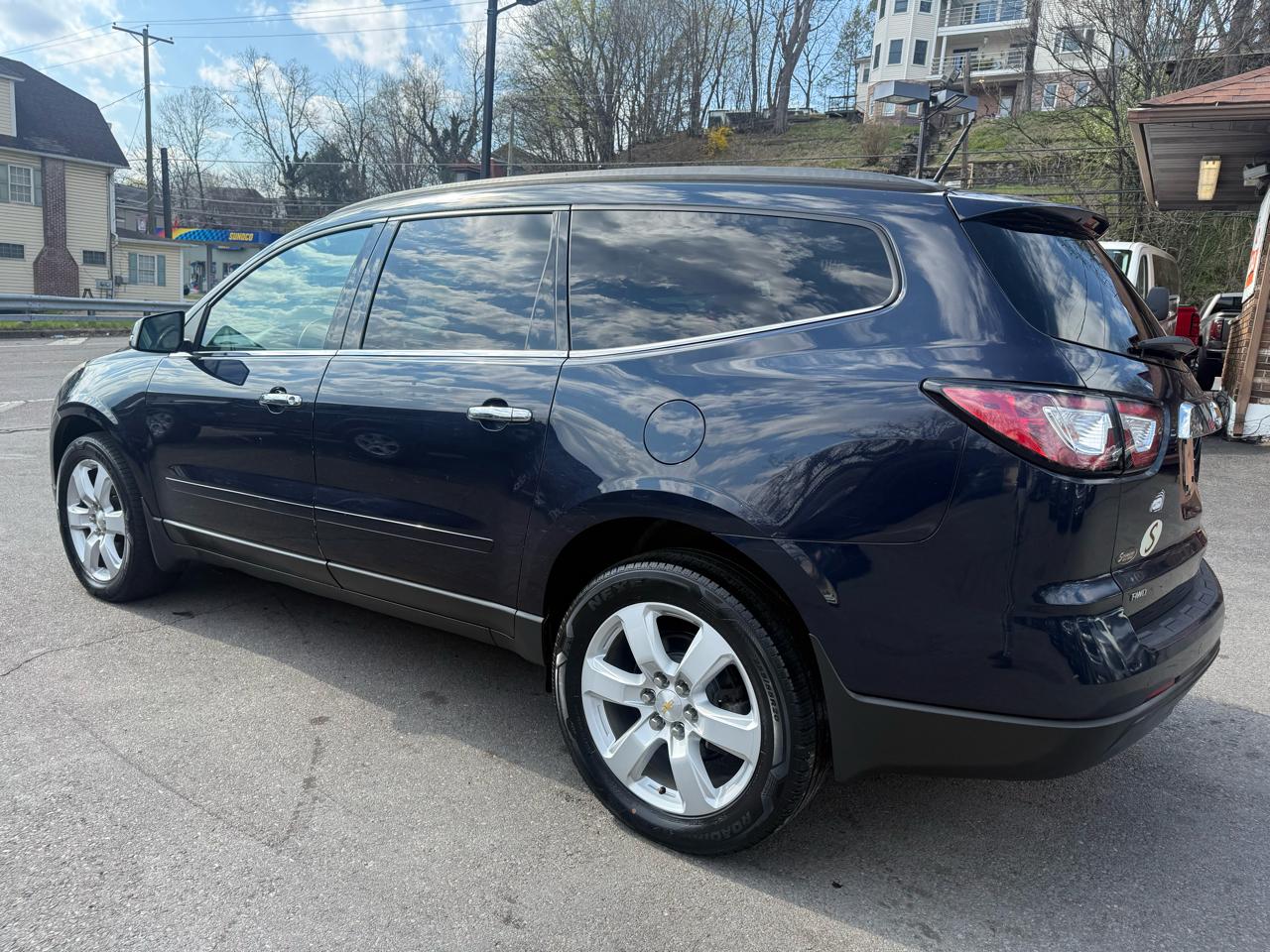 Chevrolet Traverse AWD 4dr LT w/1LT 2016