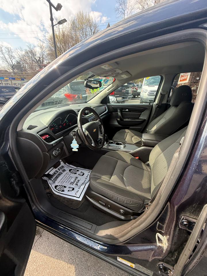 Chevrolet Traverse AWD 4dr LT w/1LT 2016