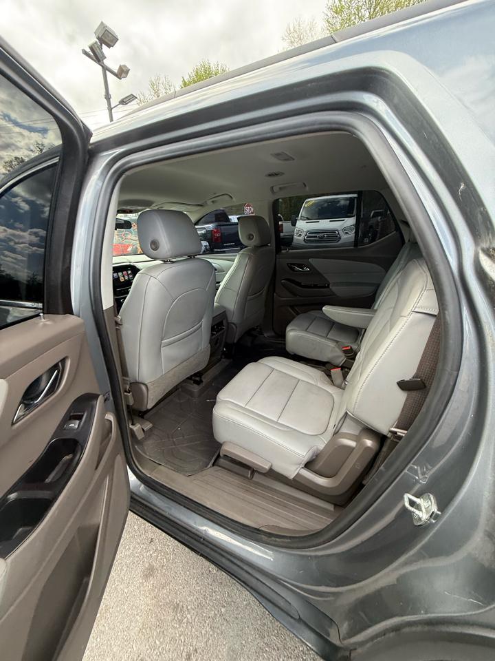 Chevrolet Traverse FWD 4dr LT Leather w/3LT 2019