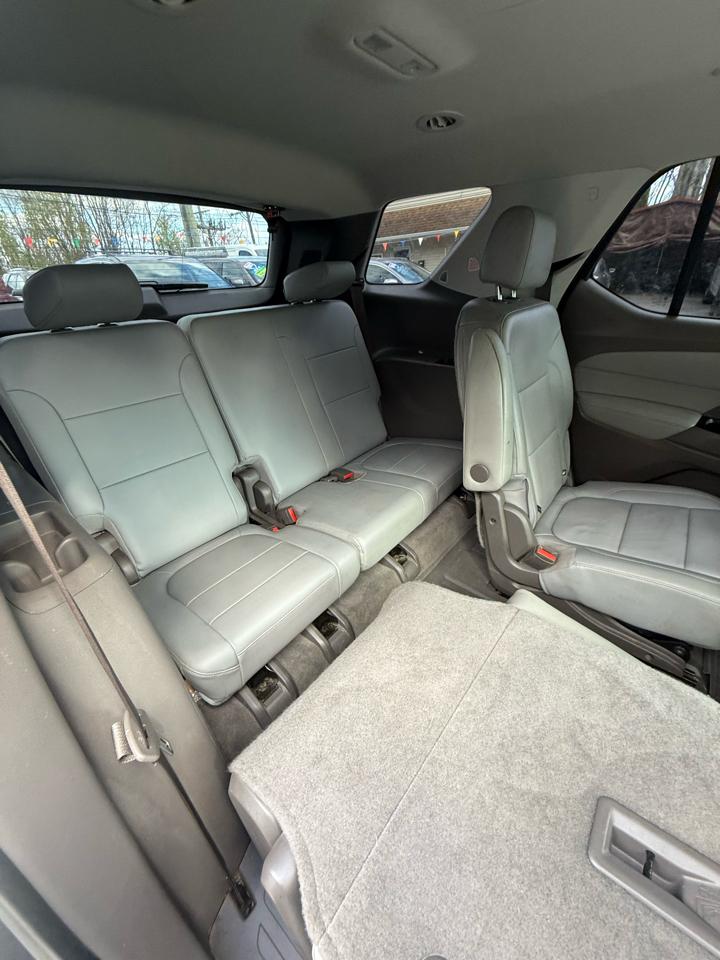 Chevrolet Traverse FWD 4dr LT Leather w/3LT 2019