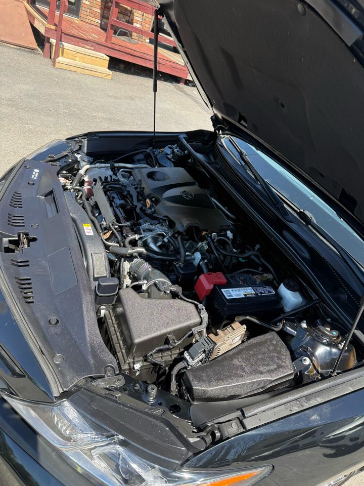 Toyota Camry SE Auto (Natl) 2020