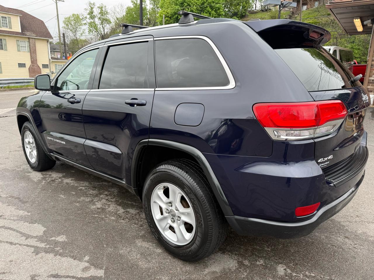 Jeep Grand Cherokee 4WD 4dr Laredo 2015