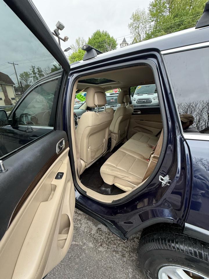 Jeep Grand Cherokee 4WD 4dr Laredo 2015