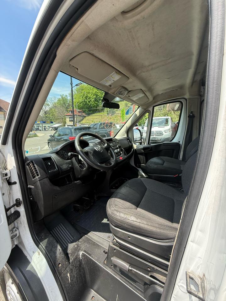 RAM ProMaster Cargo Van 1500 Low Roof 136" WB 2017