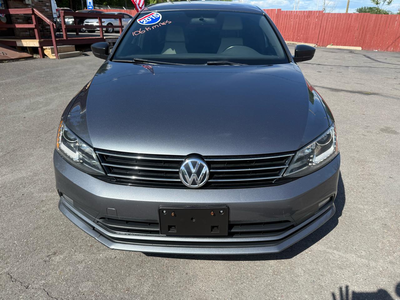 Volkswagen Jetta Sedan 4dr Auto 1.8T SE PZEV 2015