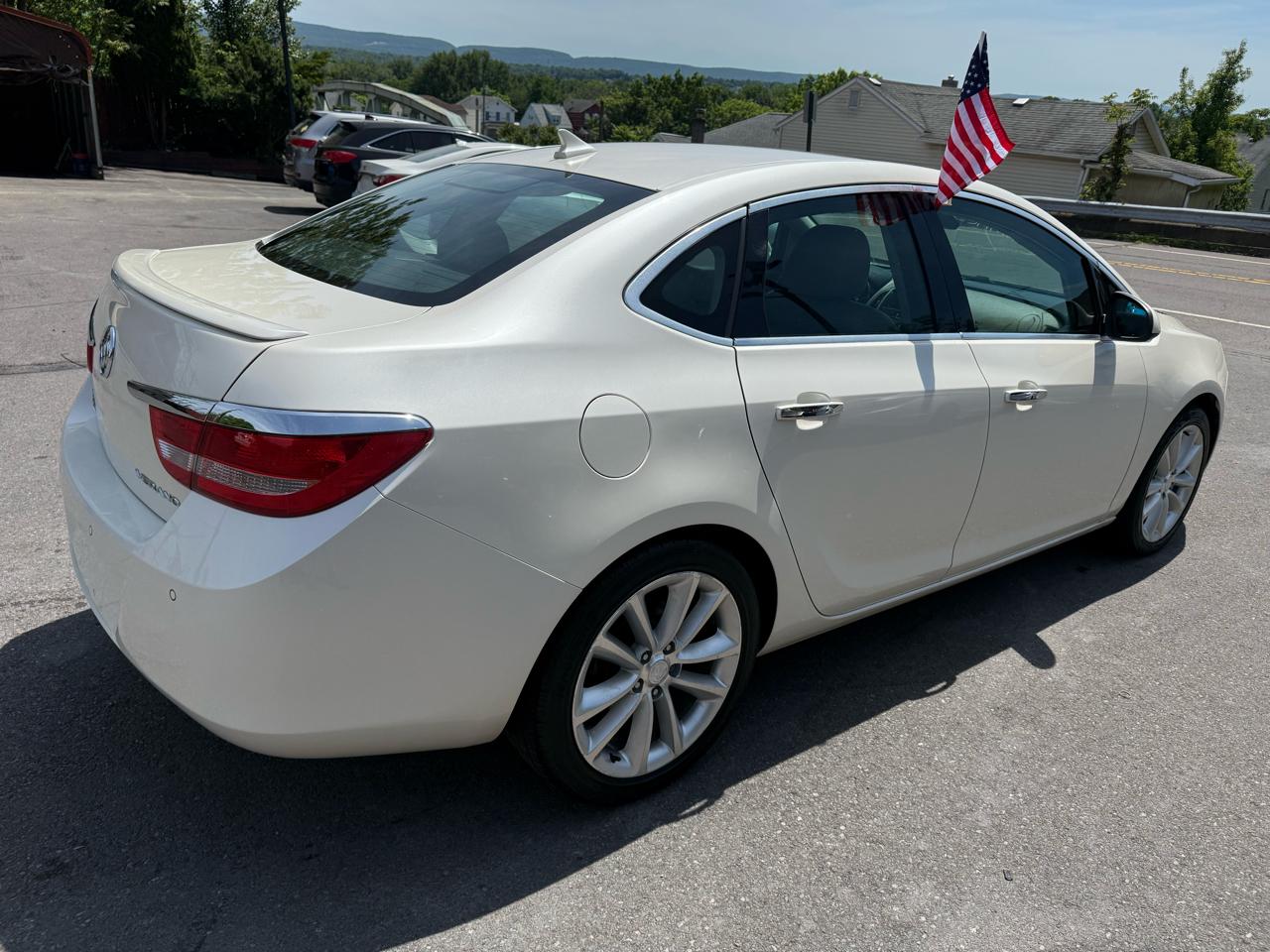 Buick Verano 4dr Sdn Convenience Group 2014