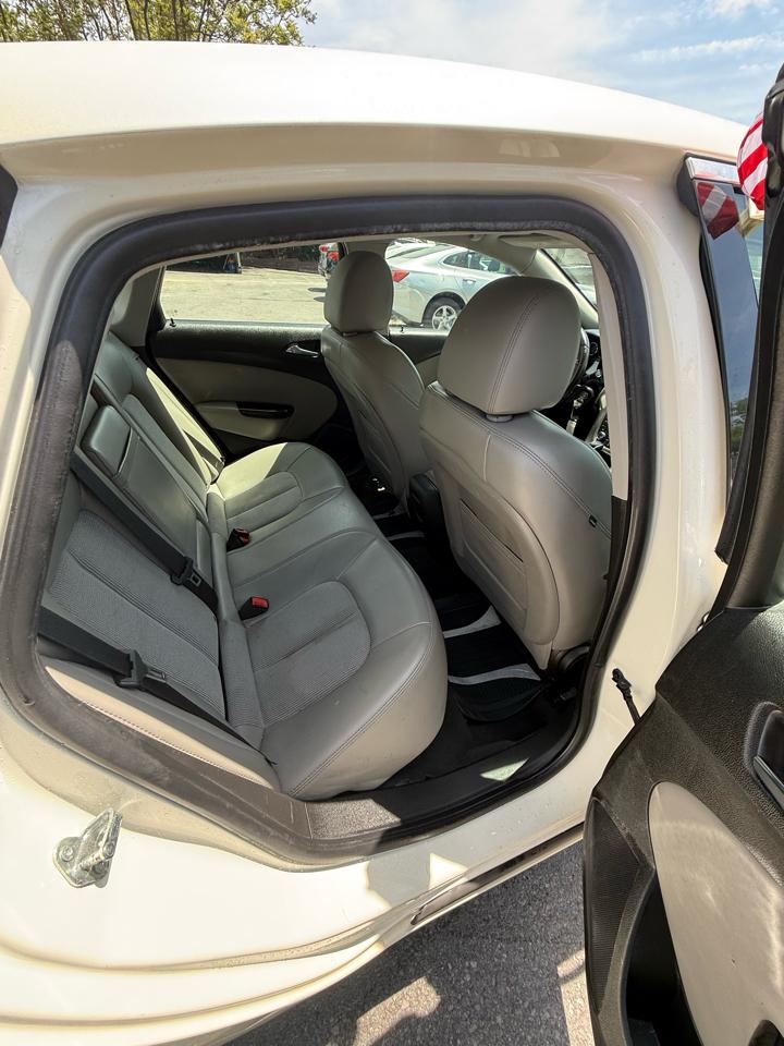 Buick Verano 4dr Sdn Convenience Group 2014