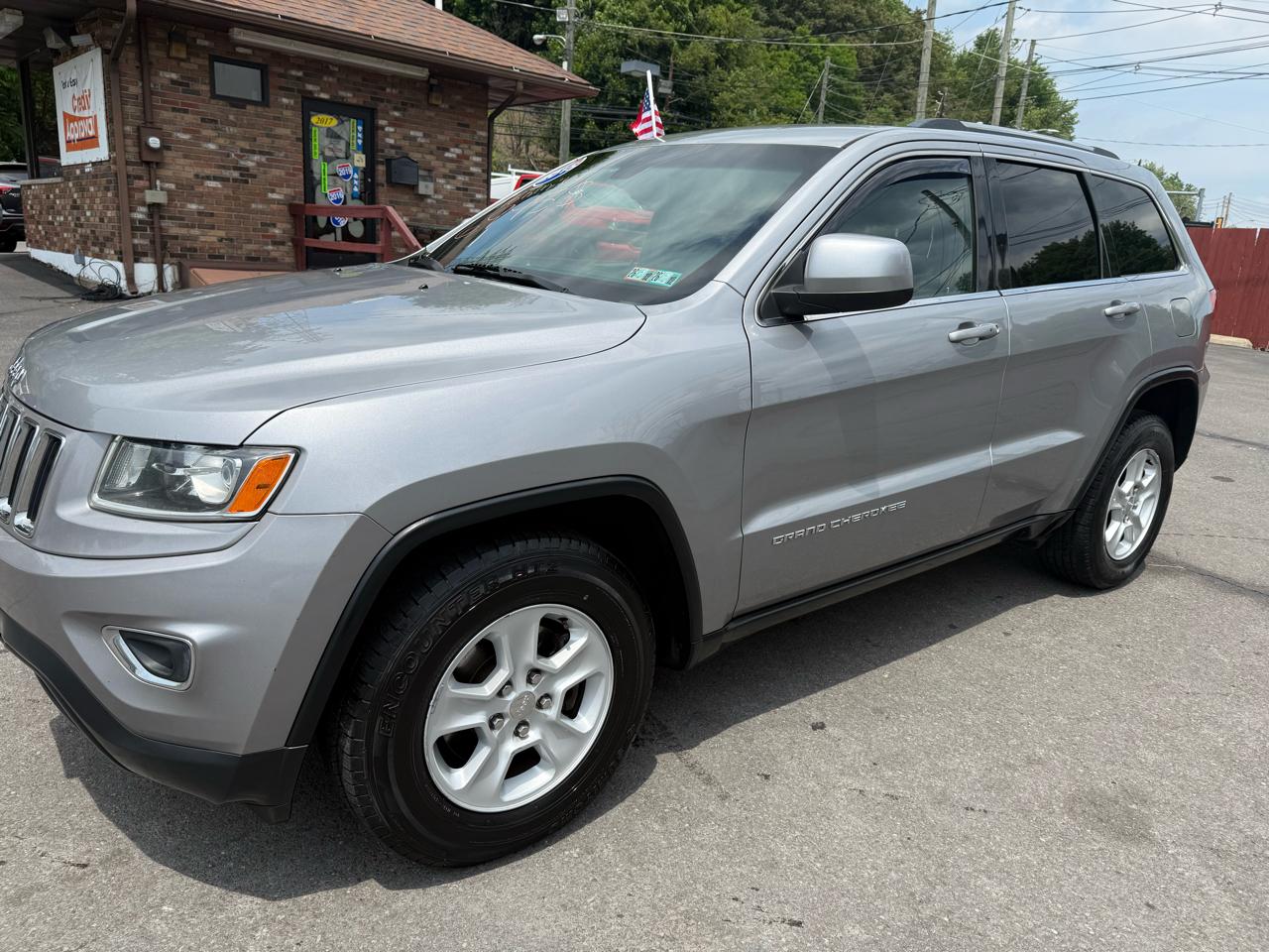 Jeep Grand Cherokee 4WD 4dr Laredo 2015