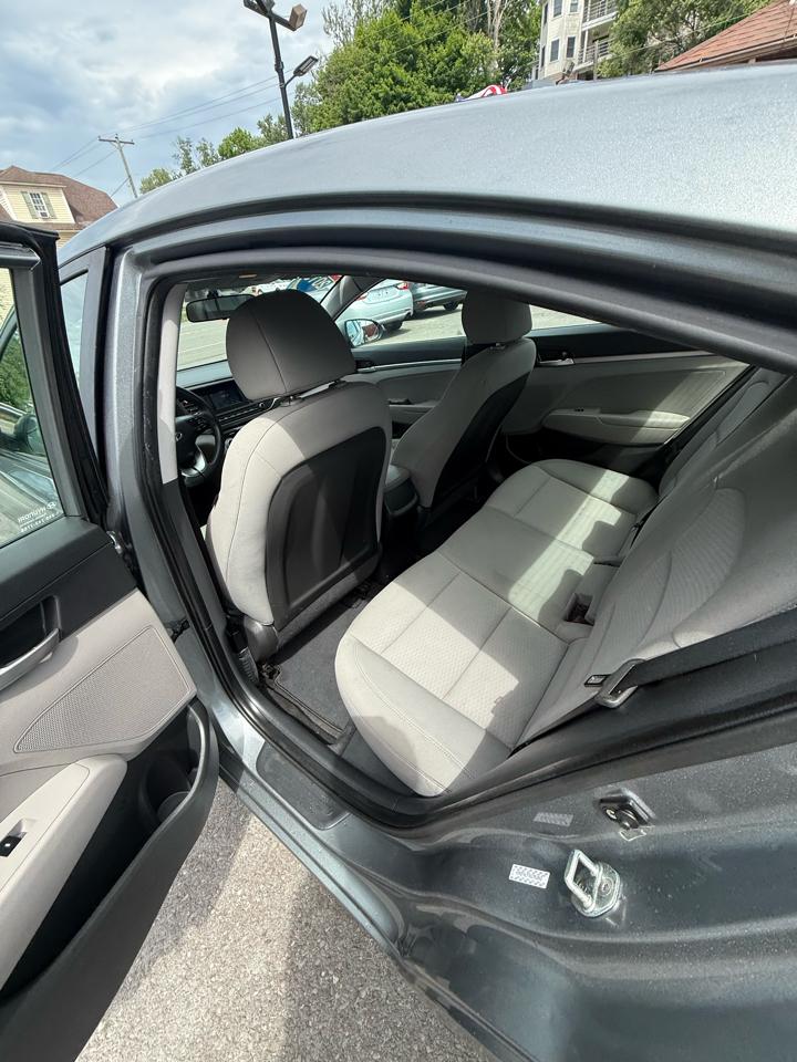 Hyundai Elantra SE Auto 2019
