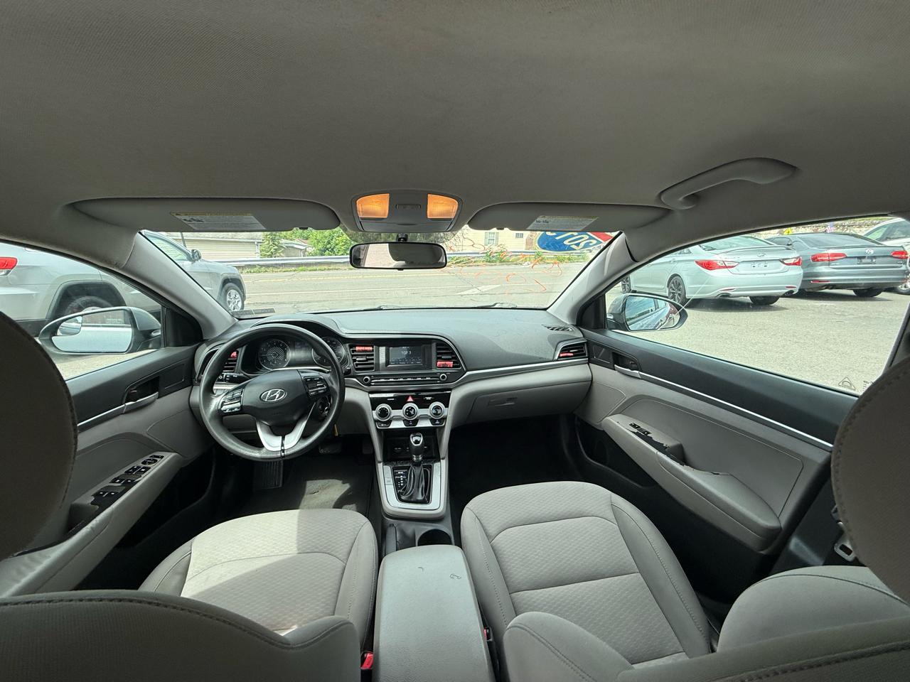 Hyundai Elantra SE Auto 2019