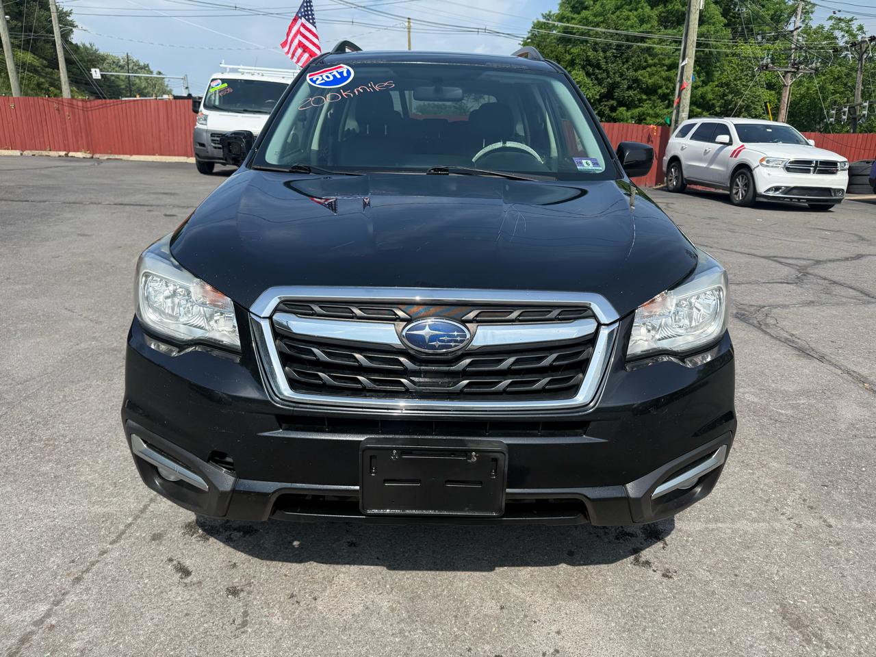 Subaru Forester 2.5i Limited CVT 2017